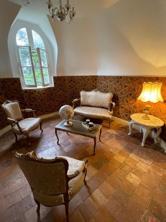 Le Chateau De Leugny Oiron Екстериор снимка